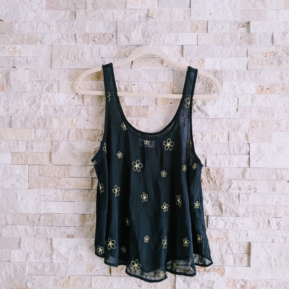 Hollister sheer tank M - Picture 1 of 6